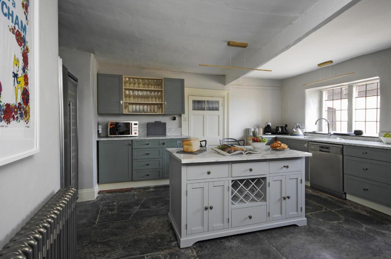 Topside House - Beautiful 7 Bedroom House With Hottub Wifi And Parking Near Bath Wells Frome Oakhill Eksteriør bilde