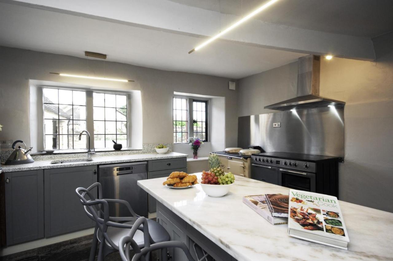 Topside House - Beautiful 7 Bedroom House With Hottub Wifi And Parking Near Bath Wells Frome Oakhill Eksteriør bilde